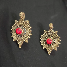 Load image into Gallery viewer, Tribal Stud Earrings With Red Glass Stone