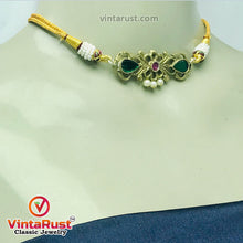 Load image into Gallery viewer, Statement Choker Necklace With Earrings