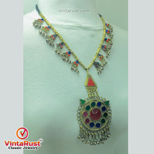 Load image into Gallery viewer, Antique Beaded Chain Pendant Necklace