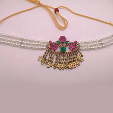 Load image into Gallery viewer, Antique Afghani Choker Three Flower With Pearls