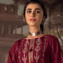 Load image into Gallery viewer, Vintage Choker Necklace