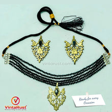 Load image into Gallery viewer, Black Beads With Motif Jewelry Set