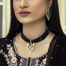 Load image into Gallery viewer, Black Beads With Motif Jewelry Set
