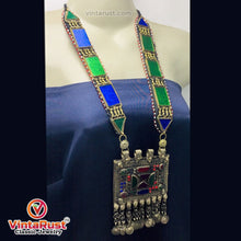 Load image into Gallery viewer, Blue and Green Long Chain Pendant Necklace