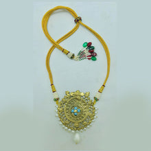 Load image into Gallery viewer, Blue One Motif Pearl Choker Necklace