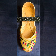 Load image into Gallery viewer, Casual Exquisite Handmade Women Flat Shoes