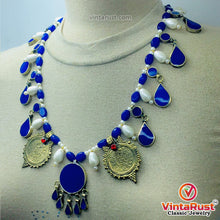 Load image into Gallery viewer, Choker Necklace With Stones, Pearls and Coins