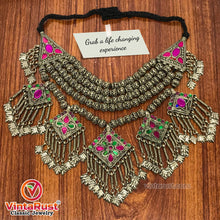 Load image into Gallery viewer, Dangling Five Pendant Kuchi Oversized Choker Necklace