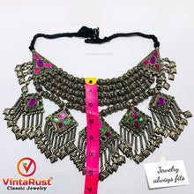 Load image into Gallery viewer, Dangling Five Pendant Kuchi Oversized Choker Necklace