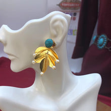 Load image into Gallery viewer, Floral Turquoise Handmade Earrings