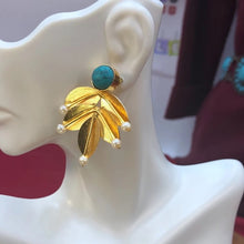 Load image into Gallery viewer, Floral Turquoise Handmade Earrings