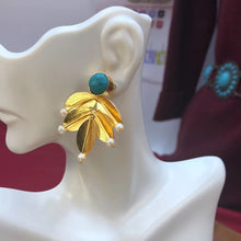 Load image into Gallery viewer, Floral Turquoise Handmade Earrings