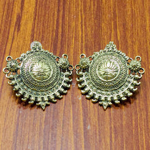 Load image into Gallery viewer, Antique Golden Tone Big Earrings