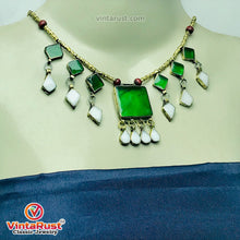 Load image into Gallery viewer, Green and White Stone Necklace