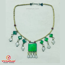 Load image into Gallery viewer, Green and White Stone Necklace