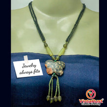Load image into Gallery viewer, Green Beaded Chain Necklace With Dangling Butterfly Pendant
