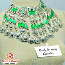 Load image into Gallery viewer, Tribal Green Long Tassels Choker Necklace