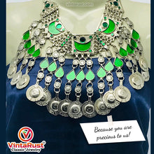 Load image into Gallery viewer, Tribal Green Long Tassels Choker Necklace