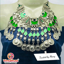 Load image into Gallery viewer, Tribal Green Long Tassels Choker Necklace