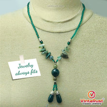 Load image into Gallery viewer, Green Stones Beaded Pendant Necklace