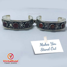 Load image into Gallery viewer, Handmade Tribal Statement Stones Bracelet