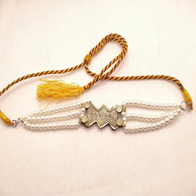 Load image into Gallery viewer, Tribal Motif Choker Necklace With Pearls Beaded Chain