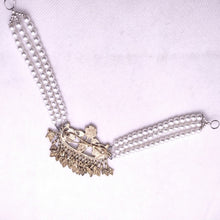 Load image into Gallery viewer, Antique Afghani Choker Three Flower With Pearls