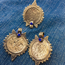 Load image into Gallery viewer, Antique Gold Tone Coins Jewelry Set