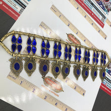 Load image into Gallery viewer, Red and Blue Glass Stones Collar Choker Necklace