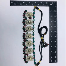 Load image into Gallery viewer, Beaded Stone Motifs Choker Necklace With Earrings