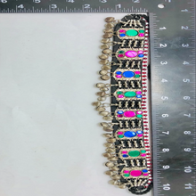 Load image into Gallery viewer, Multicolor Glass Stones and Beads Choker