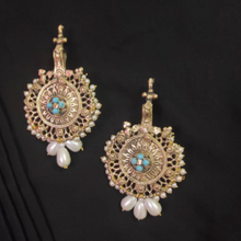 Load image into Gallery viewer, Bohemian Turqoise Beaded Hasli Choker Set and Earrings