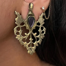 Load image into Gallery viewer, Black Beads With Motif Jewelry Set