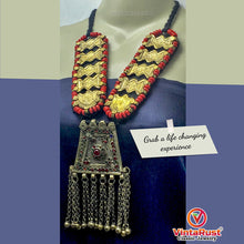 Load image into Gallery viewer, Long Red Beaded Vintage Pendant Necklace