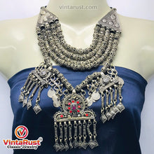 Load image into Gallery viewer, Massive Choker Necklace With Three Dangling Pendants