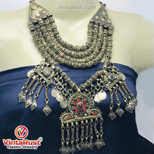 Load image into Gallery viewer, Massive Choker Necklace With Three Dangling Pendants