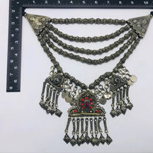Load image into Gallery viewer, Massive Choker Necklace With Three Dangling Pendants