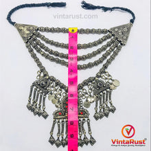 Load image into Gallery viewer, Massive Choker Necklace With Three Dangling Pendants