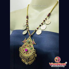 Load image into Gallery viewer, Vintage Metal And Wooden Beaded Chain Necklace