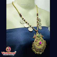 Load image into Gallery viewer, Vintage Metal And Wooden Beaded Chain Necklace