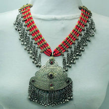 Load image into Gallery viewer, Multilayers Beaded Necklace With Silver Vintage Pendant