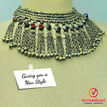 Load image into Gallery viewer, Silver Metallic Beaded Choker Necklace With Multicolor Glass Stones