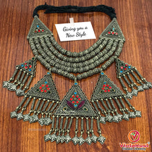 Load image into Gallery viewer, Multilayers Kuchi Oversized Choker With Dangling Five Pendants