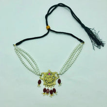 Load image into Gallery viewer, Multilayers Pearls Beaded Choker Necklace With Stones