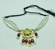 Load image into Gallery viewer, Multilayers Pearls Beaded Choker Necklace With Stones