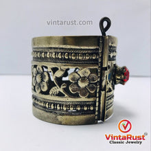 Load image into Gallery viewer, Nomadic Red and Blue Glass Stone Cuff Bracelet