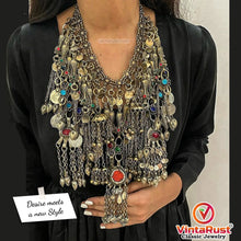 Load image into Gallery viewer, Oversized Necklace Embellished with Fish Motifs