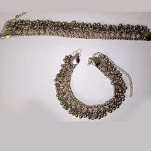 Load image into Gallery viewer, Oxidized Silver Kuchi Bells Anklets Pair