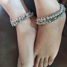 Load image into Gallery viewer, Oxidized Silver Kuchi Bells Anklets Pair