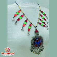Load image into Gallery viewer, Red and Green Bell Glass Stones Pendant Necklace
